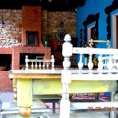 Bed and Breakfast Resedinta Rotundu Butuceny Exterior foto